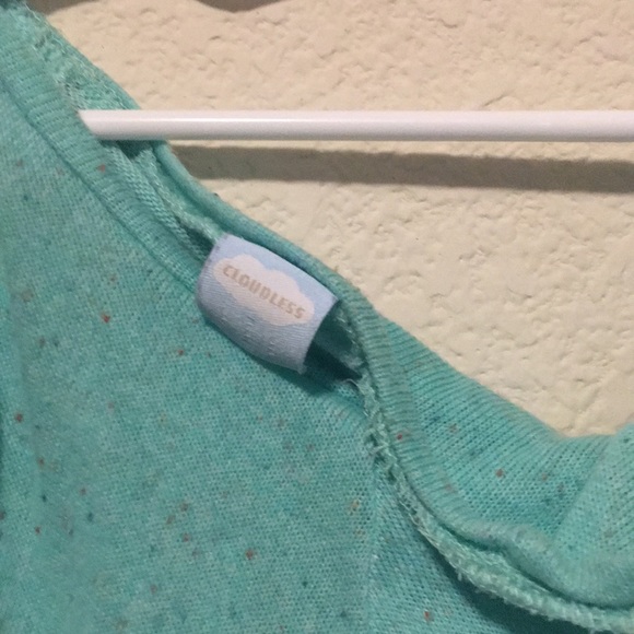 pull over sweater - Picture 3 of 3